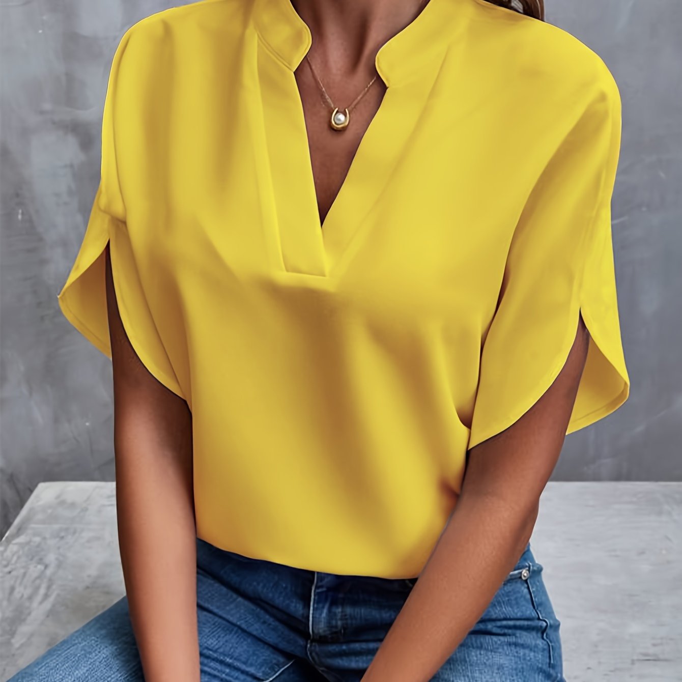 Effen blouse met V-hals
